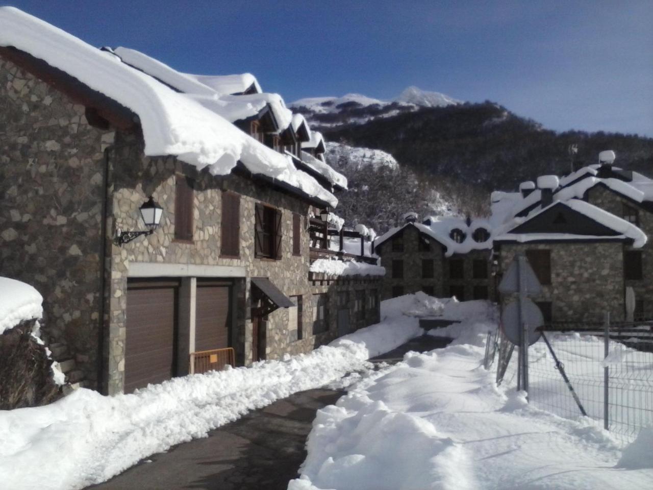 El Pueyo De Jaca Panticosa Bagian luar foto